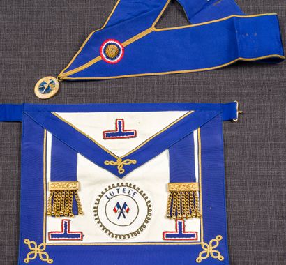 null Tablier d’officier de la province de Lutèce (GLNF) blanc et bleu avec son collier...