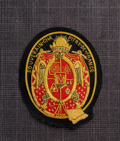 null Macaron badge de forme ronde Grand Orient de France 5736 en tissu bleu roi et...