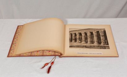 null The wonder of the pharaohs,

Album de 24 héliogravures de site archéologiques...