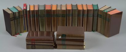 null Lot de 27 livres collection Pléiades