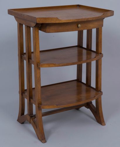 null Table d'appoint en bois naturel ouvrant par un tiroir et présentant deux plateaux...