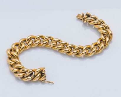 null Bracelet in 18K yellow gold (750 ‰) gourmet mesh. French work, early 20th century.

Wrist...