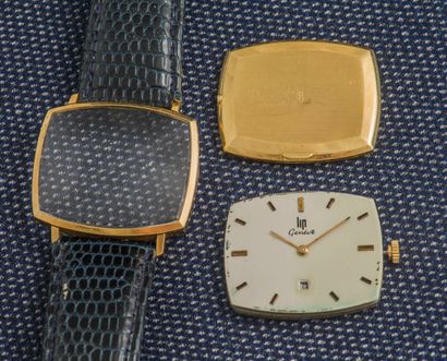 LIP Classic watch in 18K yellow gold (750 ‰), the case of curved rectangular shape...