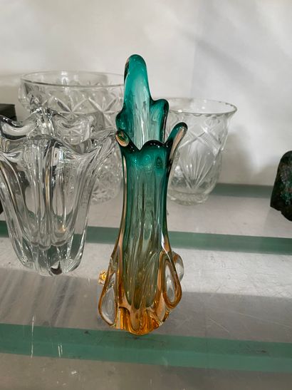 null Lot including: a cut crystal ice bucket, a cut glass vase, a DAUM France crystal...