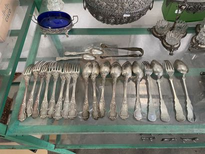 null Part of silver menagère (925 thousandths) including 8 forks, 6 spoons the spatula...