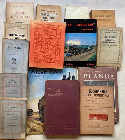 null [TRAVEL] Set of 20 volumes and 17 canoeist's guides.