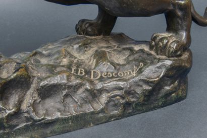 Jean Bernard DESCOMPS (1872-1948), Lion rugissant 

Epreuve en bronze à patine noire...