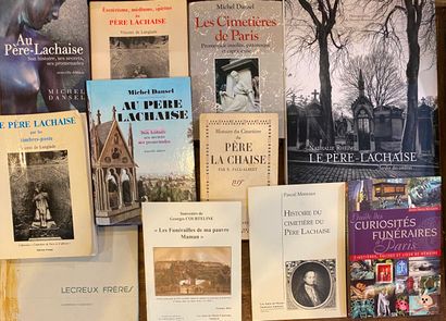 [CEMETERY] Set of 15 books on Père Lachaise...