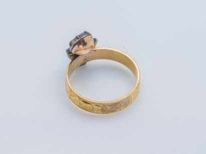 null Bague aigrette en or jaune 18 carats (750 ‰) et argent (800 ‰) formée d’un anneau...
