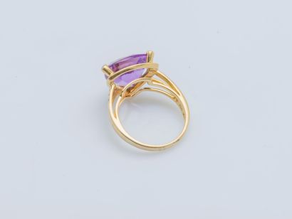 MAUBOUSSIN Ring model Couleur à toi in 18K yellow gold (750 ‰) set with a troidïa...