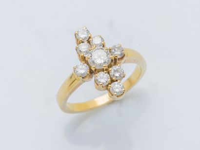 null Bague duchesse en or jaune 18 carats (750 ‰) sertie de diamants taillés en brillant,...