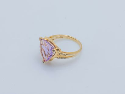 MAUBOUSSIN Ring model Couleur à toi in 18K yellow gold (750 ‰) set with a troidïa...