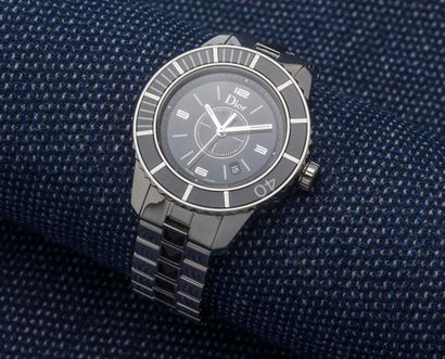 Dior 
DIOR

Ladies' watch, black Christal model ref. CD 11311F, water-resistant to...