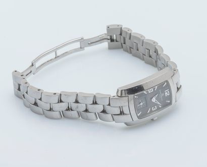 BAUME & MERCIER, vers 2000 Hampton Milleis rectangular curvex steel watch with screwed...