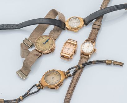 null Lot of 5 ladies' watches or watch cases including :

-One Omega yellow gold...