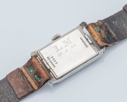 Cadran signé CORTEBERT Steel watch, the rectangular case with a monogrammed clipped...