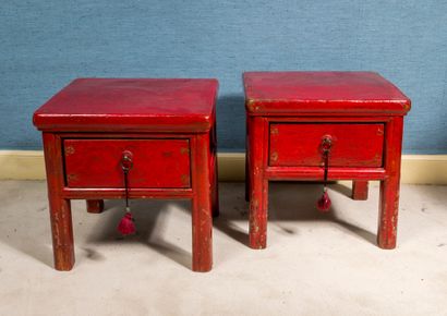 Pair of red lacquered wood sofa ends opening...
