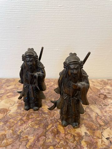 Pair of bronze subjects representing Chinese...