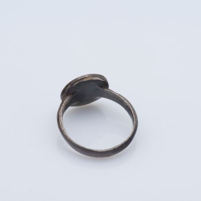 null Silver ring (800 ‰) the round bezel engraved with a saint and Greek letters.

Finger...