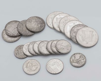 null Lot de pièces en argent comprenant 2 pièces de 100 francs (1984 50 ans de Marie...