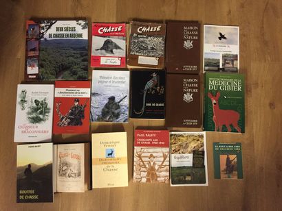 CHASSE CHASSE. 65 volumes anciens et modernes.