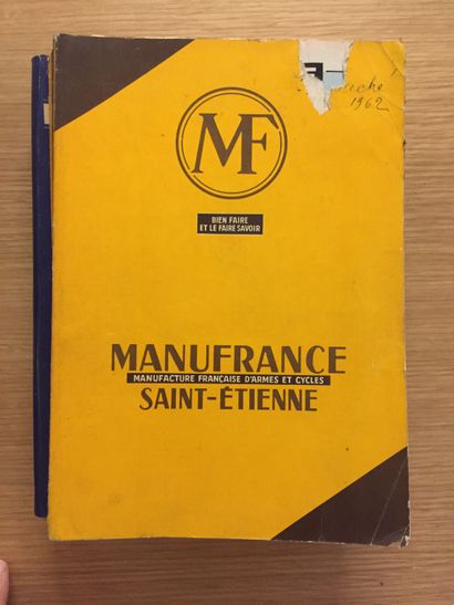 MANUFRANCE MANUFRANCE.— Lot de 4 catalogues : 1951, 1952, 1962 & 1966. Brochés.