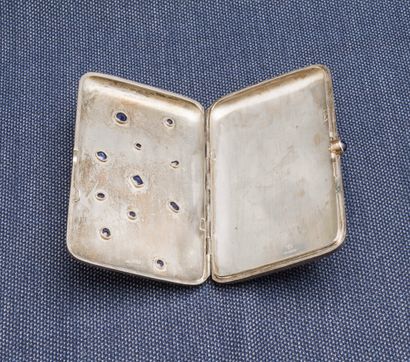 null Anders Nevalainen for FABERGE around 1890

Rectangular silver cigarette box...