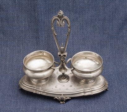 null Pair of silver (925 ‰) double salt cellar with engraved and chased decoration...