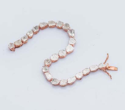 null Bracelet ligne en vermeil rose (800 ‰) serti de diamants taillés en rose dans...