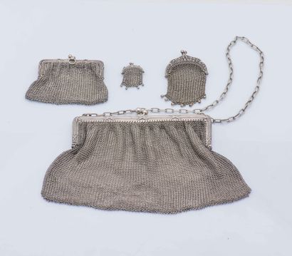 null Silver lot (800‰) including an evening bag, the clasp with crosses decoration...