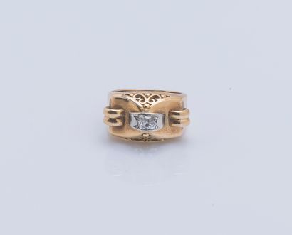 null Bridge ring in 18K yellow gold (750 ‰) set with an old-cut diamond calibrating...