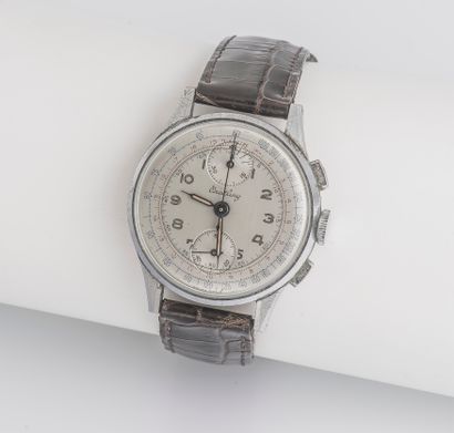 Cadran signé BREITLING vers 1945 Military chronograph, round chromed metal case (scratched)...