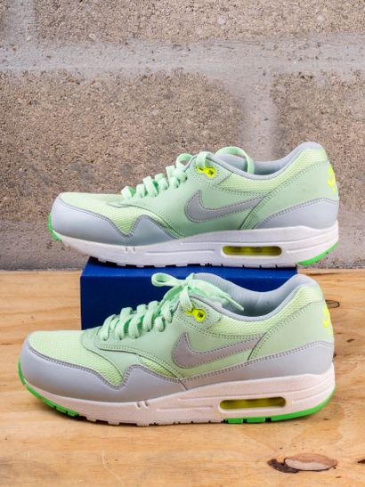 null NIKE AIR MAX 1

Vapor Green

(537383-301)

US 8 / EU 41

(Bon état)