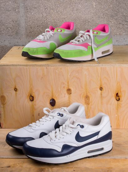 null NIKE AIR MAX 1

- Summity White Navy (654466-101)

- White Electric Green Pink...
