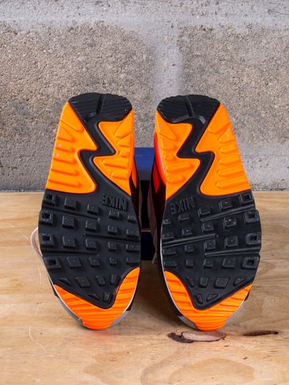 null NIKE AIR MAX 90

Recraft Total Orange (2019-2020)

(CW5458-101)

US 8 / EU 41

(Very...