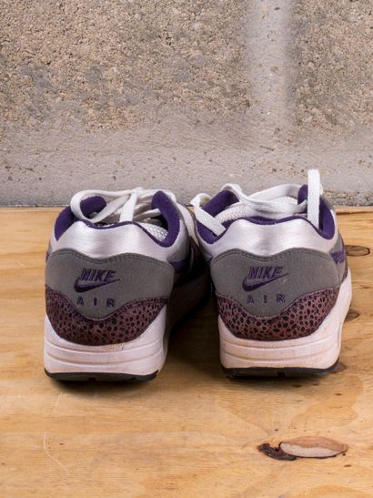 null NIKE AIR MAX 1

Safari Grand Purple

(308866-151)

US 8 / EU 41

(Used cond...