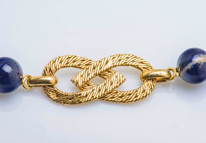 Georges LENFANT vers 1970 Long necklace composed of intertwined and textured drop...
