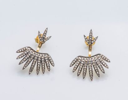 Pair of earrings in vermeil (925 thousandths),...