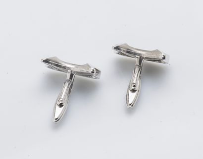null Pair of silver cufflinks (835 thousandths) textured and smooth in the form of...