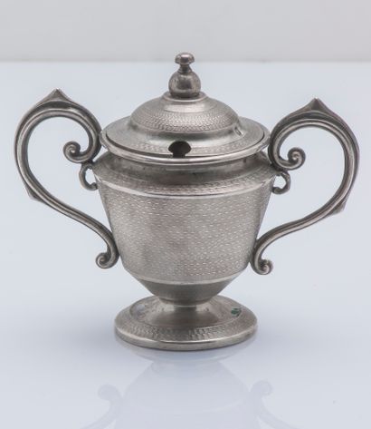 null Mustard pot on foot in silver (950 thousandths) with guilloche decoration, two...