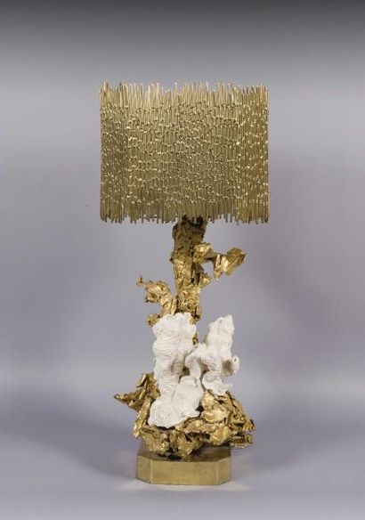 Jacques Duval-Brasseur Importante sculpture lumineuse en bronze, laiton et corail,...