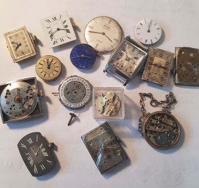 null Lot of 159 mechanical movements with manual winding, some with dials, crowns,...