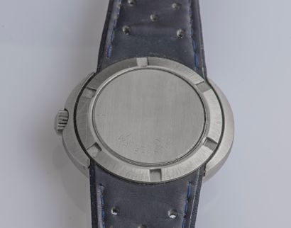 OMEGA OMEGA

Dynamic Genève ladies' watch ref: Tool 102, oval brushed steel case...