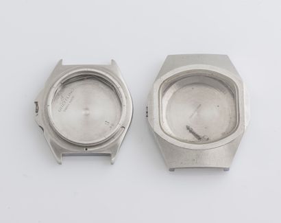 null Lot of two steel watch cases (without dial or movement) with screwed back: a...