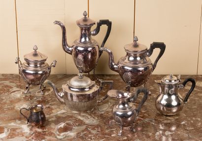 Lot of silver plated metal including: coffee...