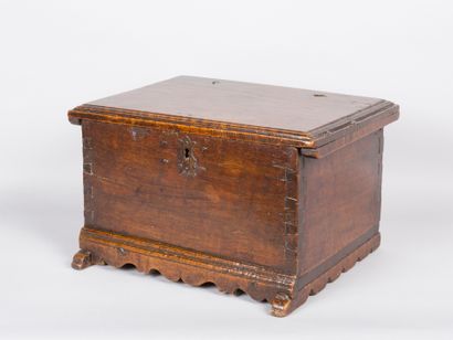 Small molded wood chest opening with a flap...