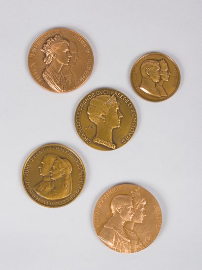 null Lot de médailles comprenant : 

- Médaille en bronze de la Monnaie de Paris...