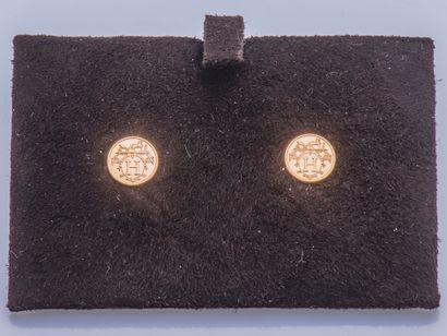 HERMES Paire de boutons d'oreilles Ex-Libris, très petit modèle en or rose 18 carats...