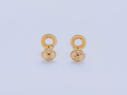DINH VAN Earrings model Menottes in yellow gold 18 carats (750 thousandths) set with...
