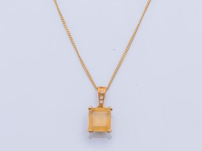 null Collier en or jaune 18 carats (750 millièmes) formé d'une chaine et d'un pendentif...
